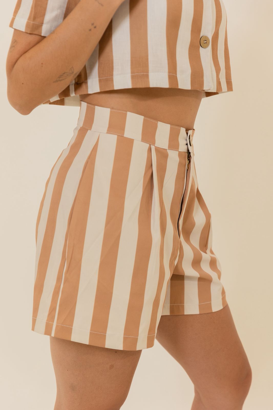 SHORT LINES - PRE ORDER