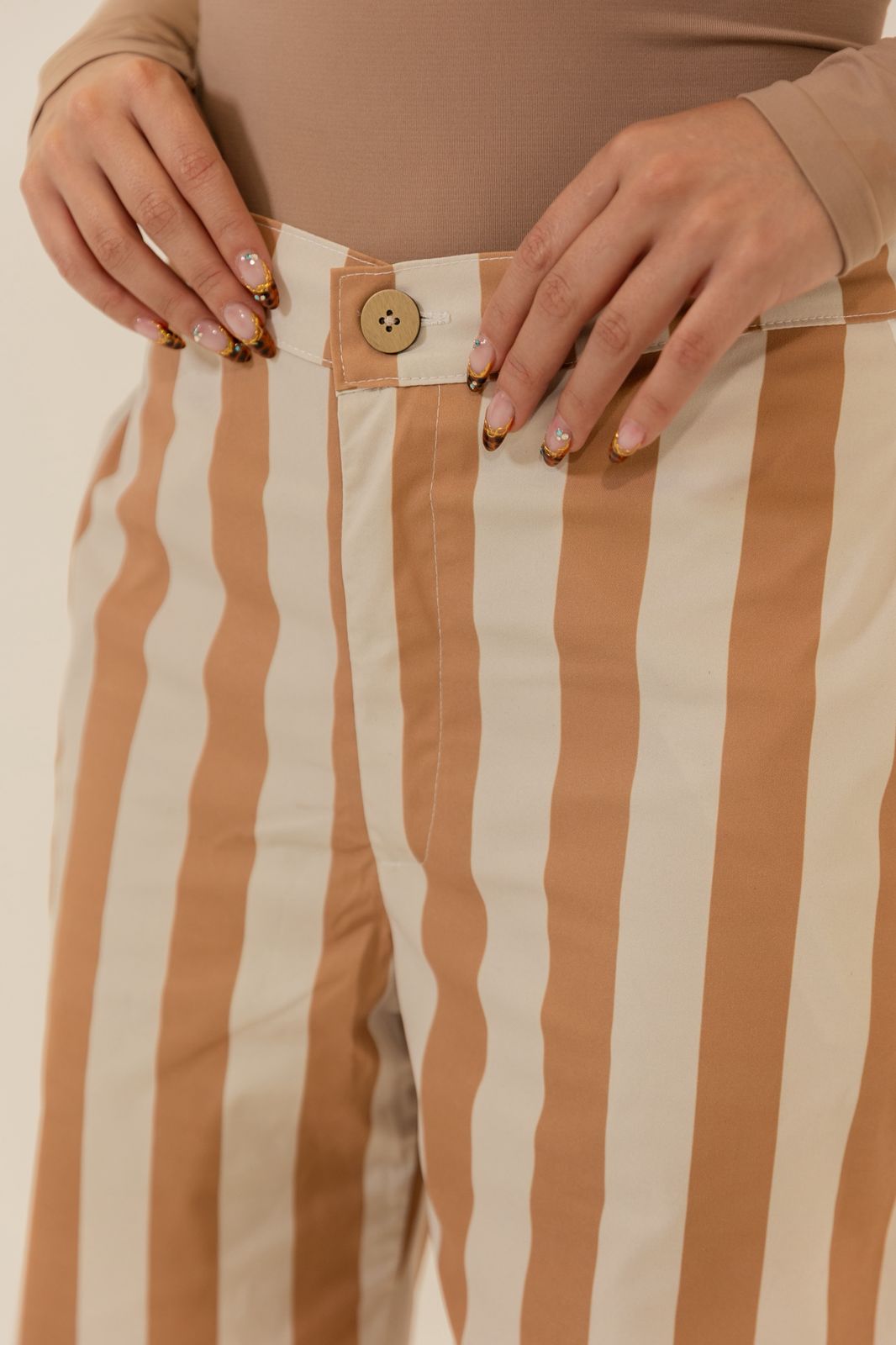 PANT LINES
